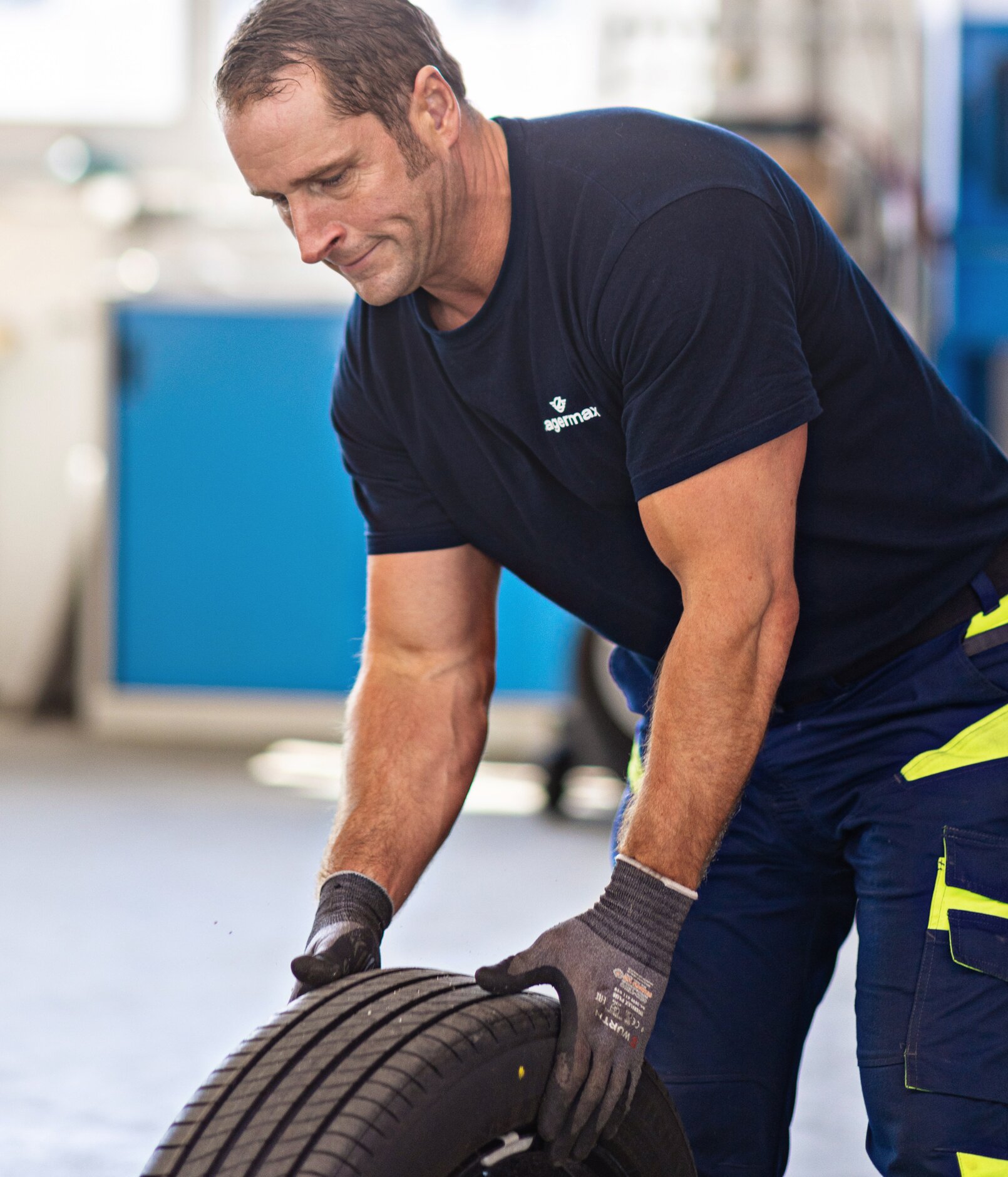 Lagermax Tyre logistics